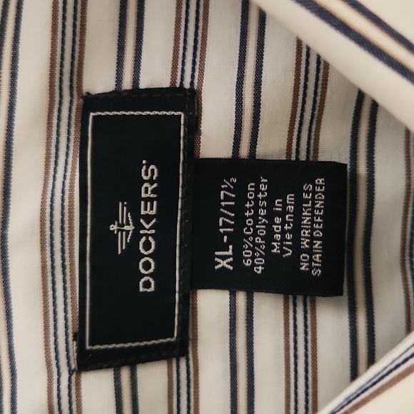 3/$20 Dockers White Striped Wrinkle Free Button-Up Shirt - Picture 7 of 10